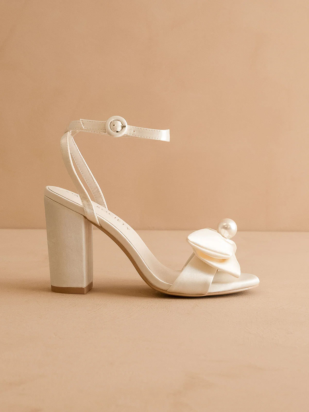 The Celine | Ivory Pearl Bow Bridal Block Heel - Image 3
