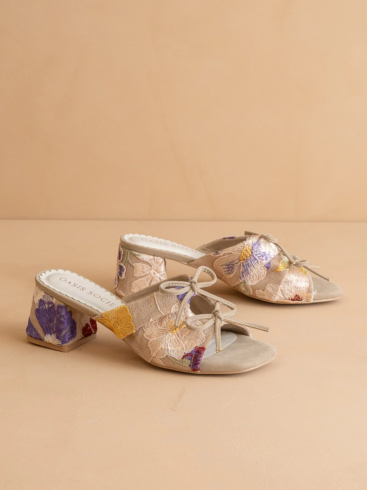 The Emerald | Floral Double Bow Peep Hole Sandal
