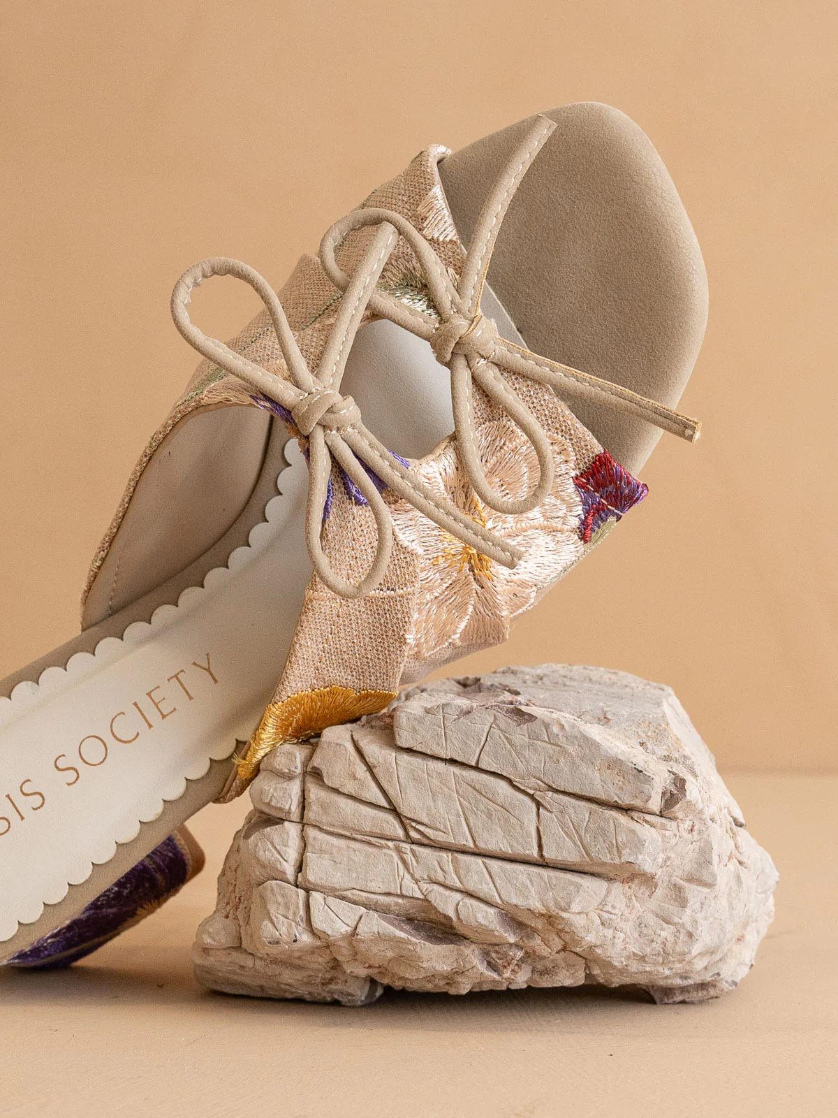 The Emerald | Floral Double Bow Peep Hole Sandal - Image 4