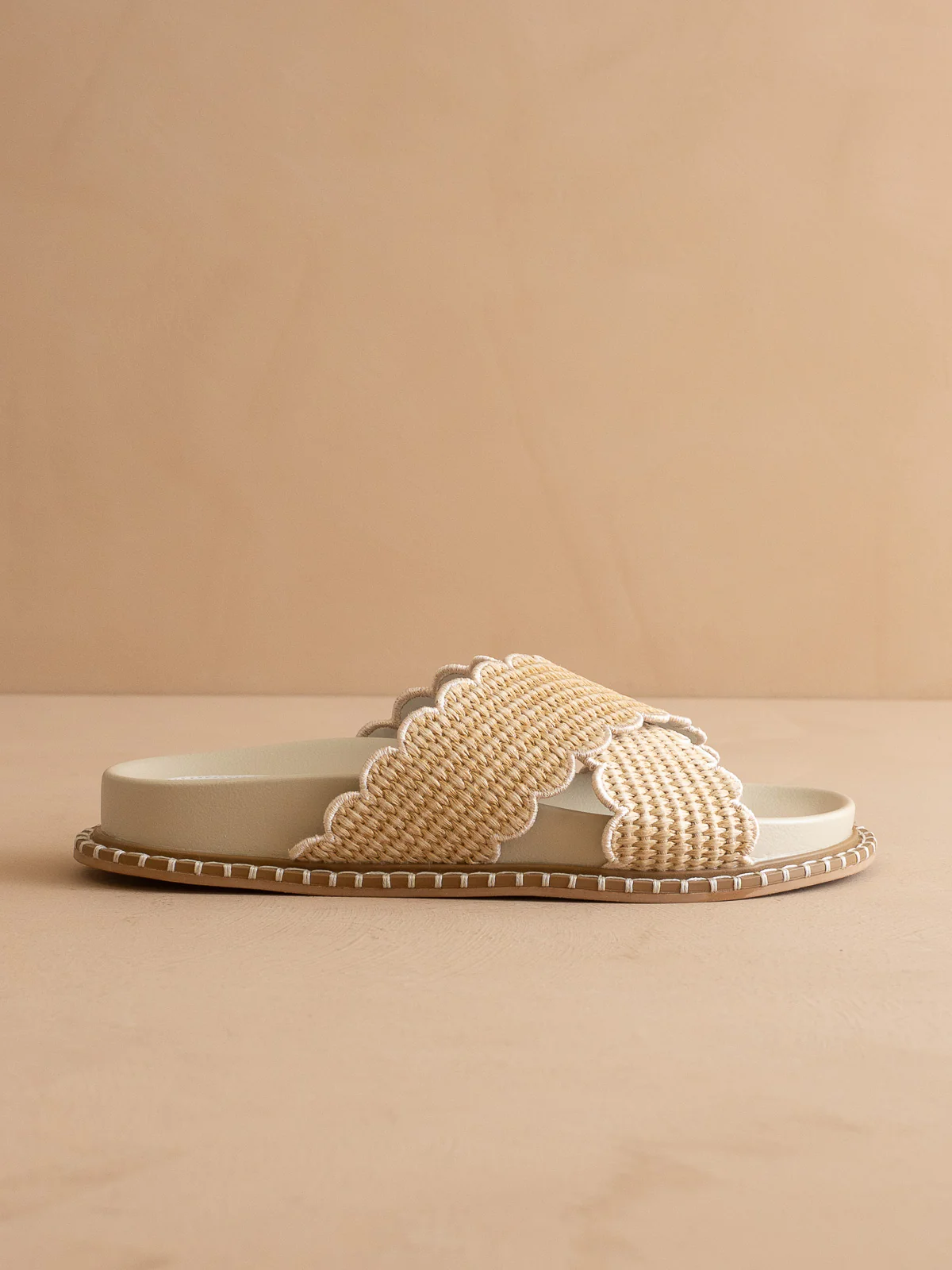 The Fabby | Beige Raffia Vacation Slide Sandal - Image 3