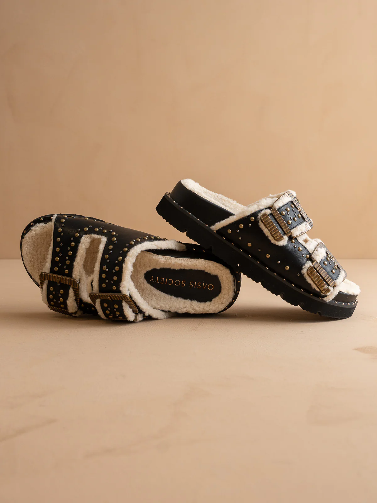 The Gaylen | Black Fleece Lined Slipper Slide * FINAL SALE * - Image 4