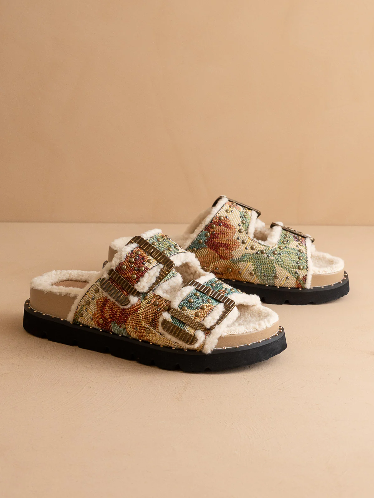 The Gaylen | Floral Tapestry Fleece Lined Slipper Slide - Image 3