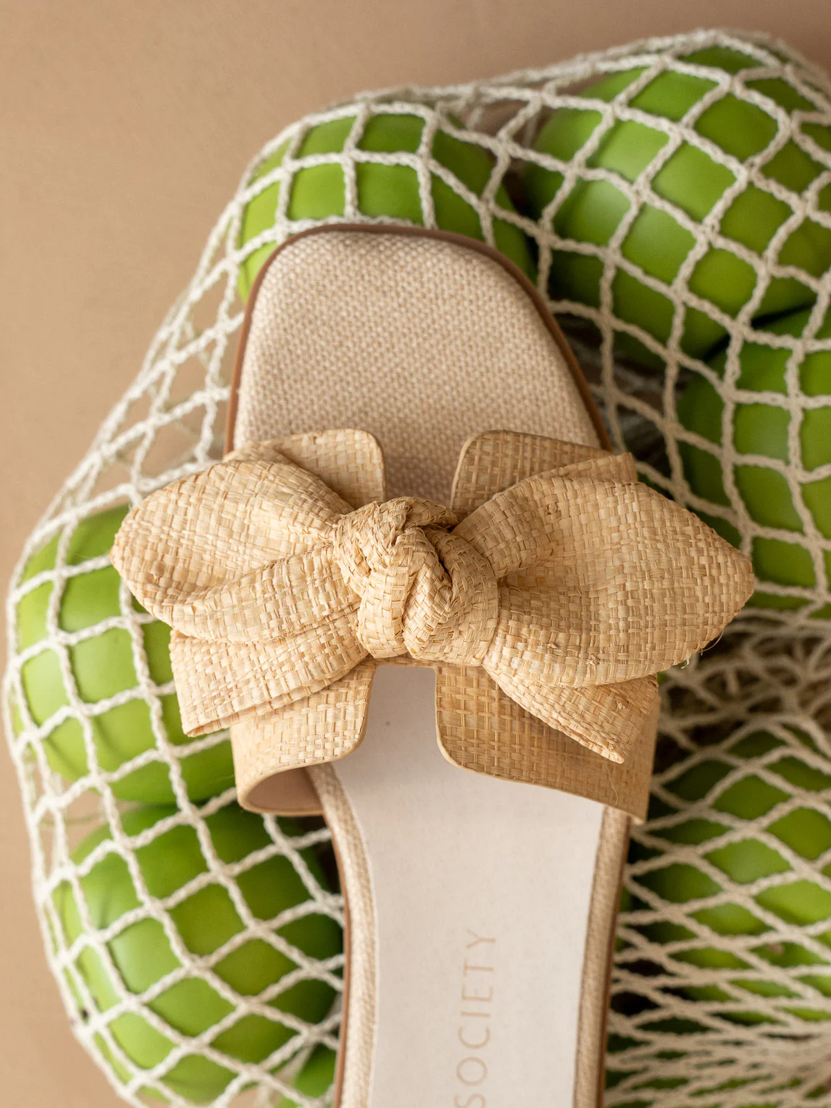 The Ginny | Natural Textured Bow Slide - Image 4