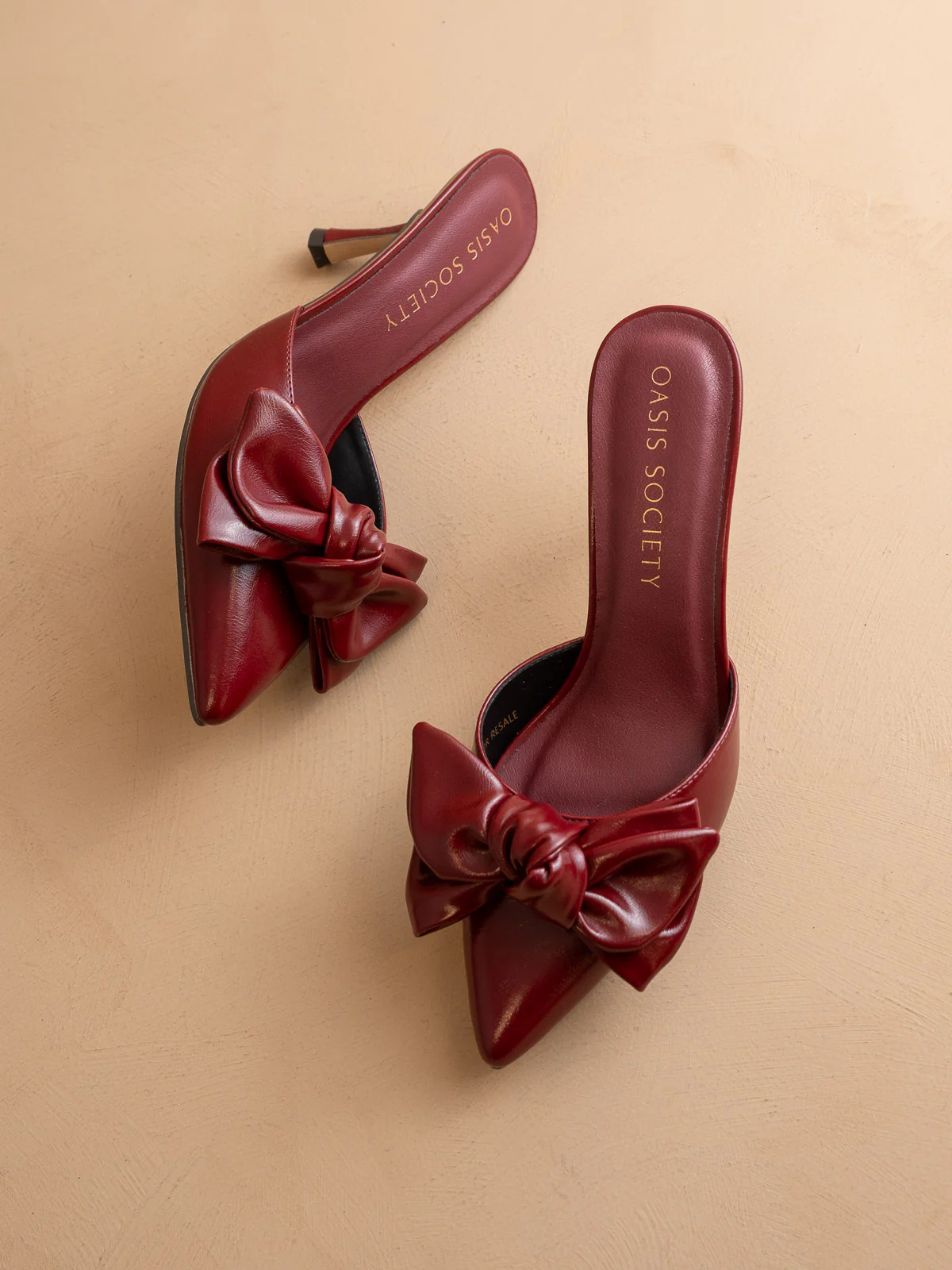 The Jane | Burgundy Wine Pointed Toe Bow Accent Kitten Heel - Image 2
