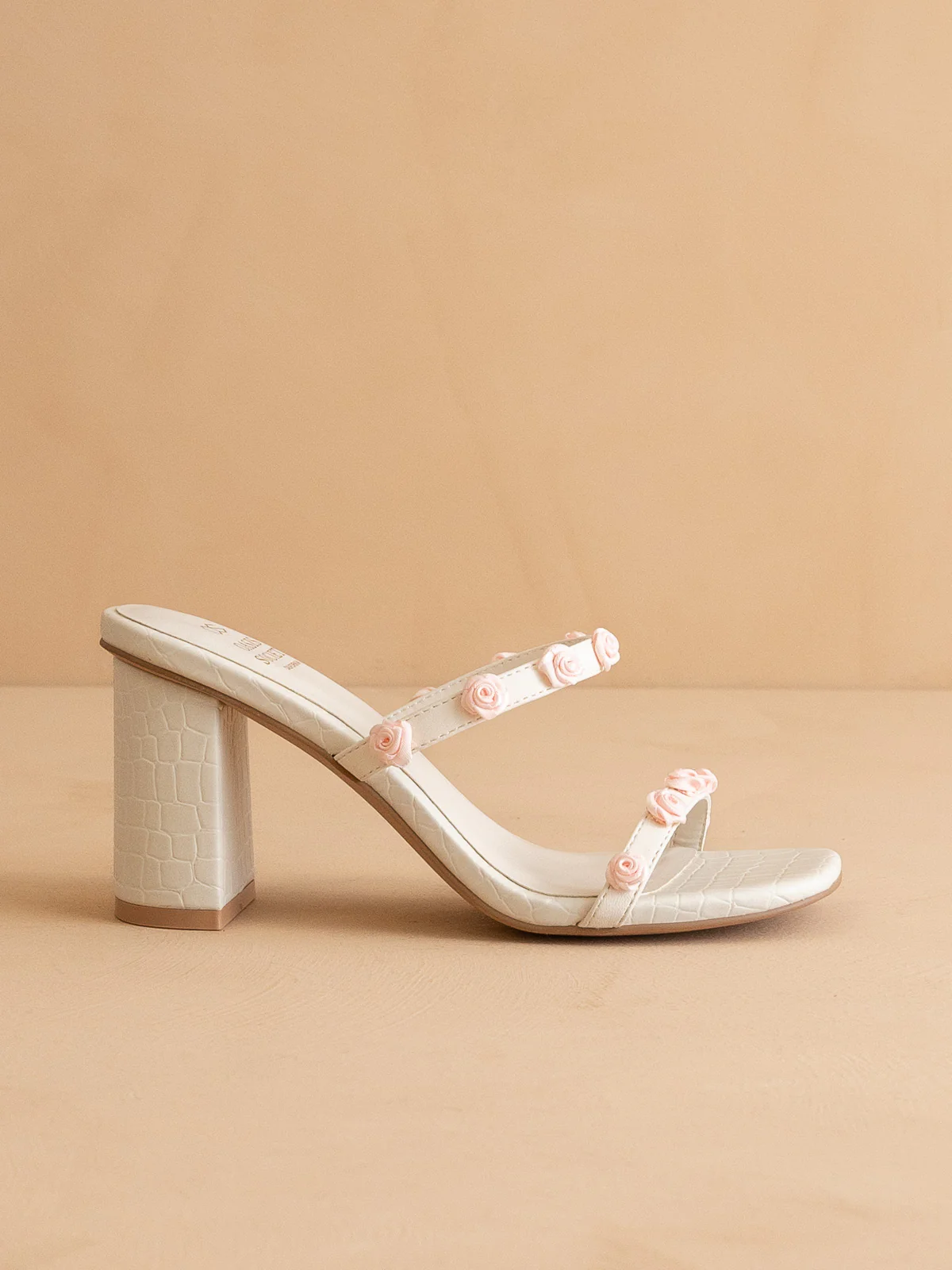 The Nia | White Rosette Adorned Block Heel - Image 4