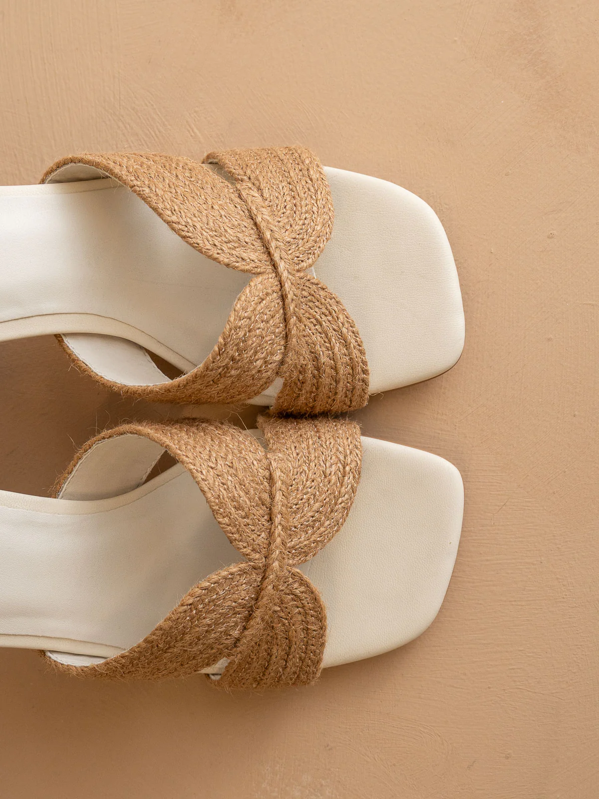 The Santiago | Toffee Raffia Block Heel - Image 3